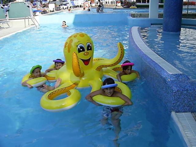 Hotel Majestic Gabicce Mare Eksteriør bilde