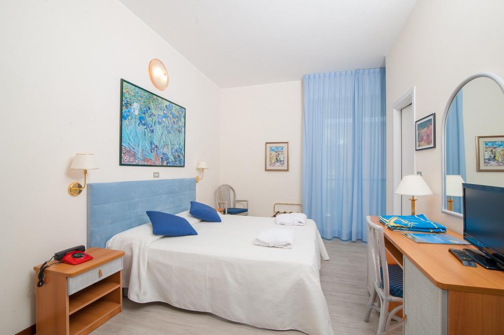 Hotel Majestic Gabicce Mare Eksteriør bilde