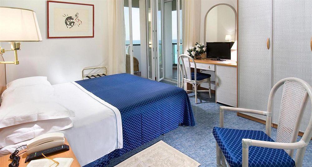 Hotel Majestic Gabicce Mare Eksteriør bilde