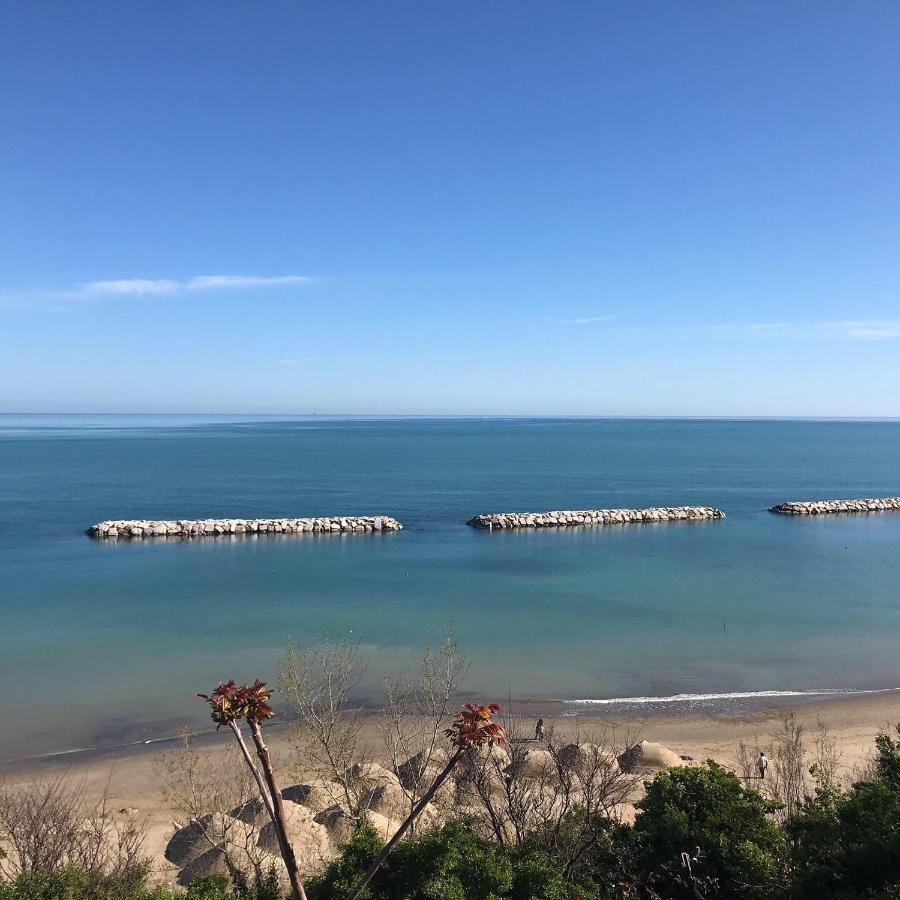Hotel Majestic Gabicce Mare Eksteriør bilde
